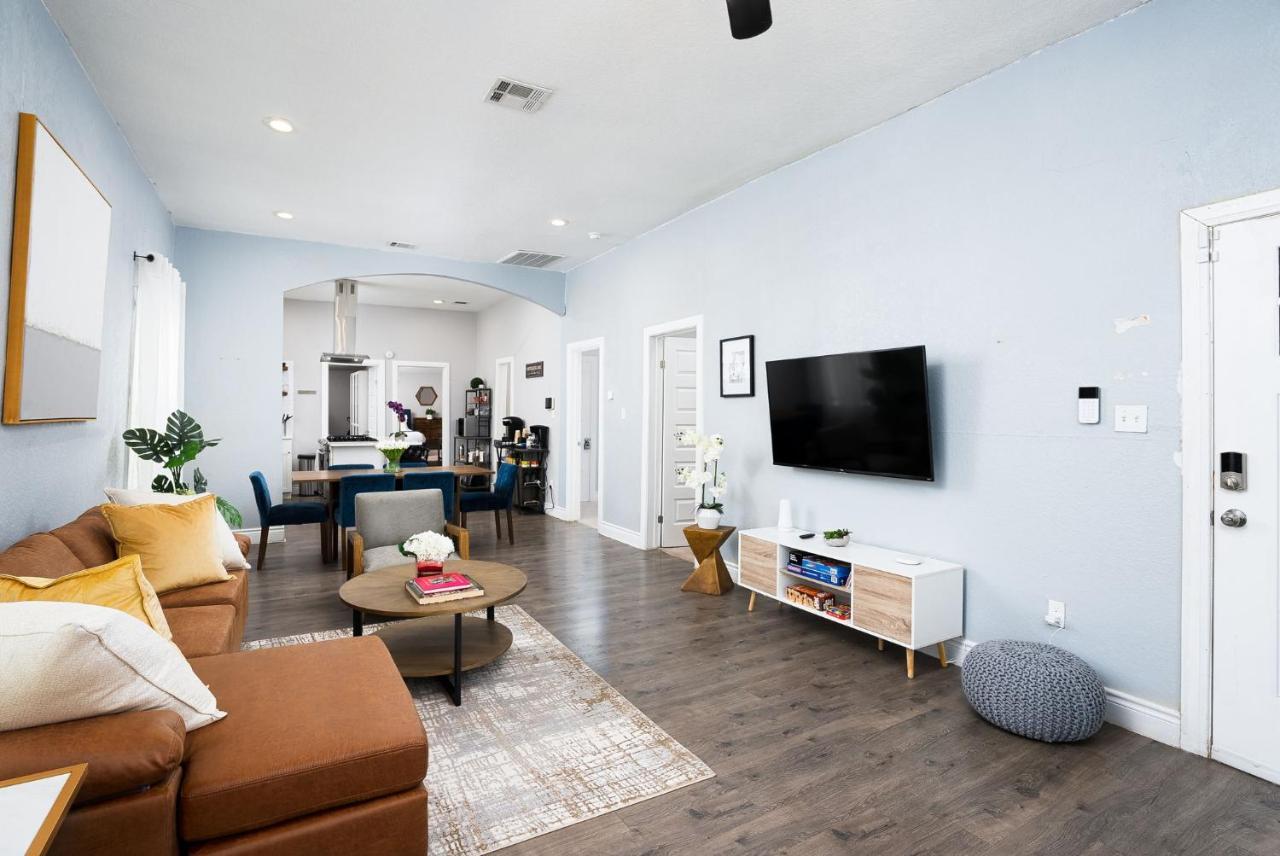 Modern 3 Bed, 2 Bath Home Minutes To Downtown & Alamodome San Antonio Exterior photo